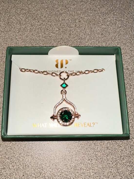 Bomb Party Jewelry - Bomb Party May 2026 Necklace - NK47350 Multi-Faceted Queen
